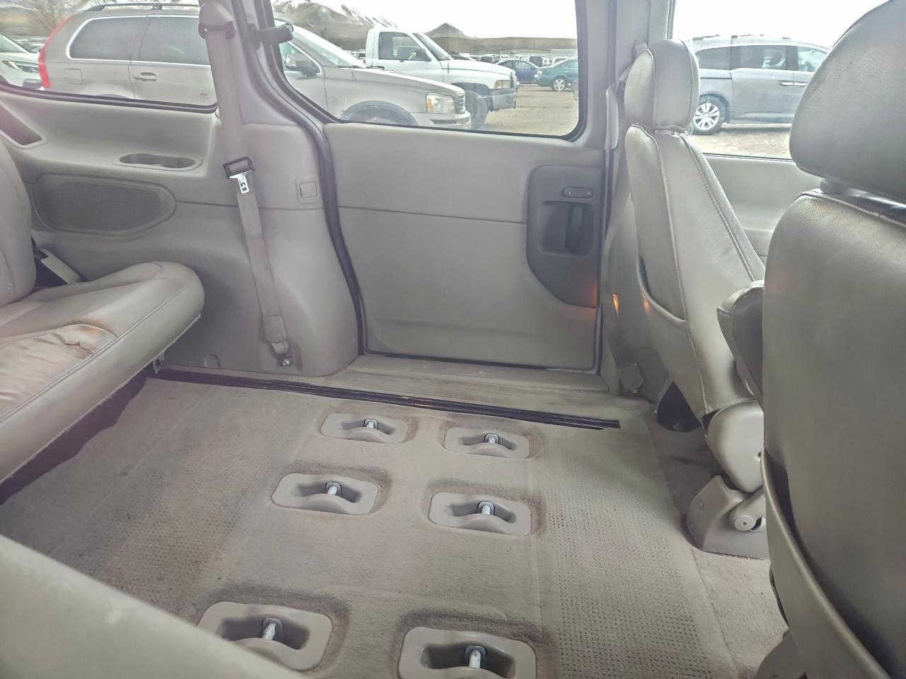 Lot #3305741770 2001 MERCURY VILLAGER E