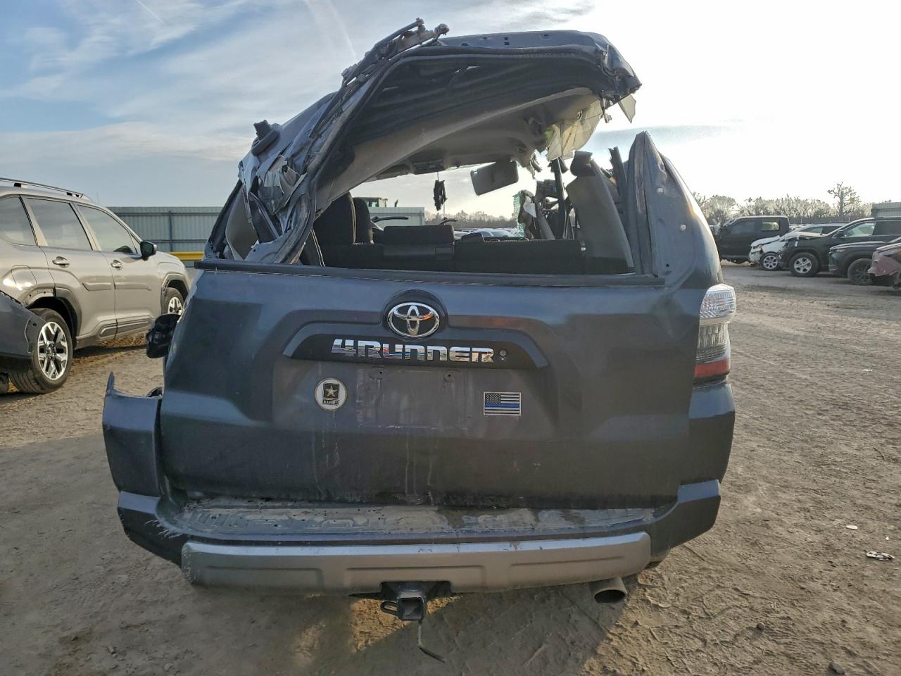 TOYOTA 4RUNNER SR5/SR5 PREMIUM