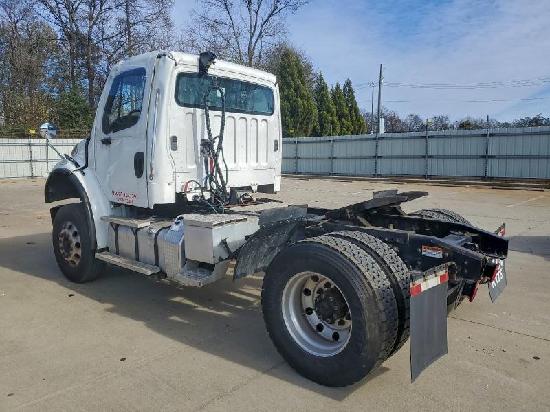 2016 FREIGHTLINER M2 106 MED #3312671207