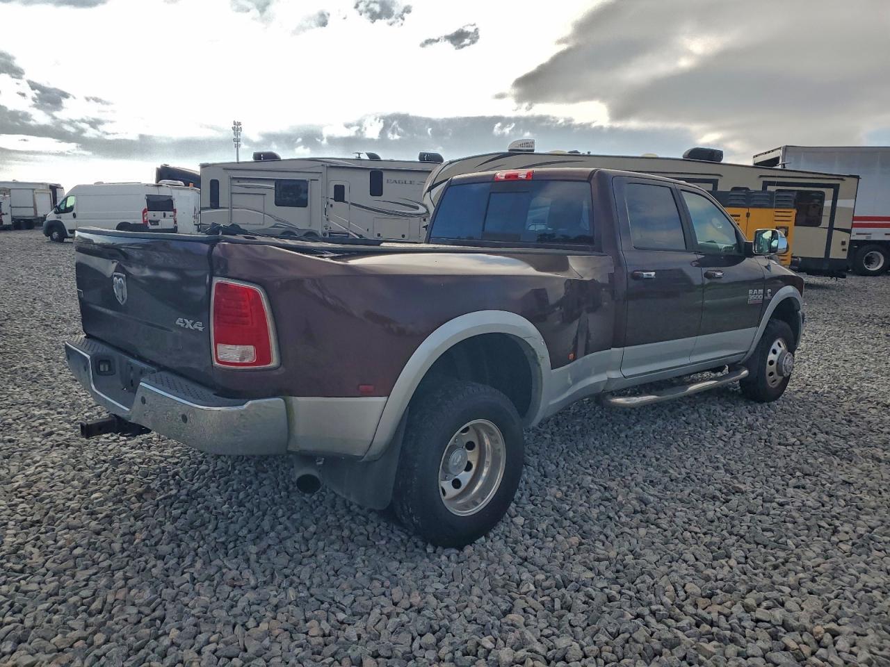 RAM 3500 LARAMIE