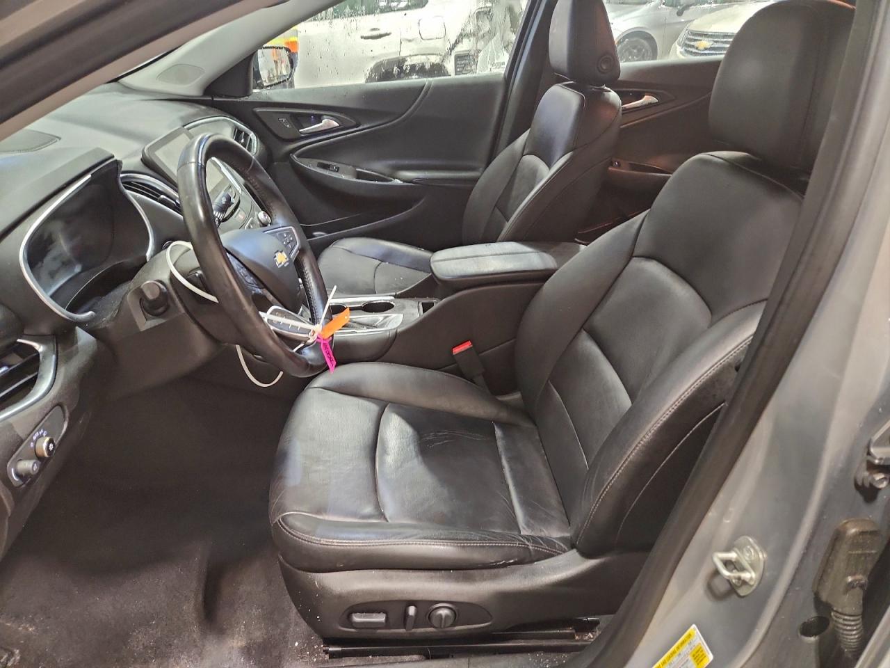 Lot #3309640126 2017 CHEVROLET MALIBU LT