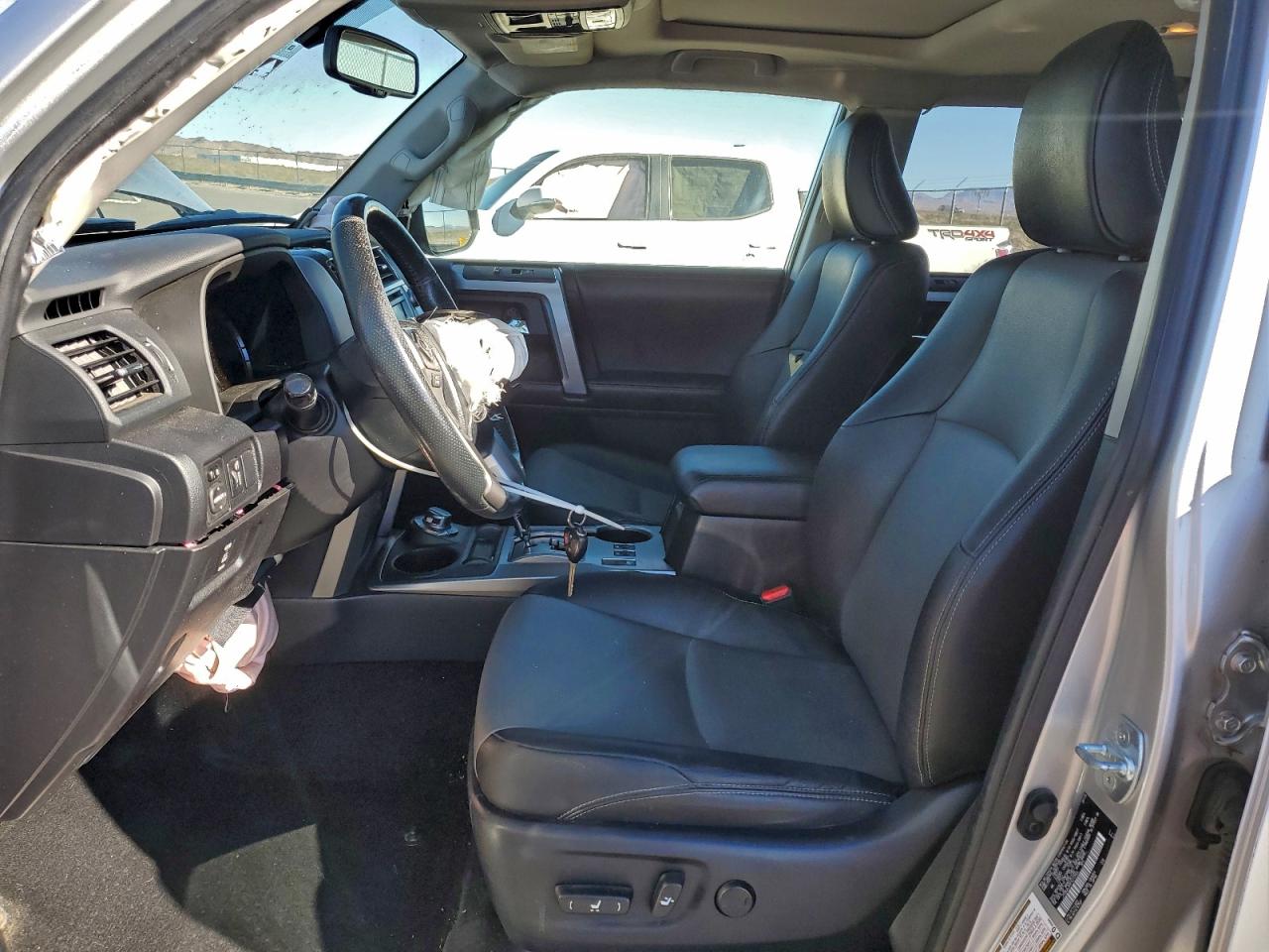 TOYOTA 4RUNNER SR5/SR5 PREMIUM