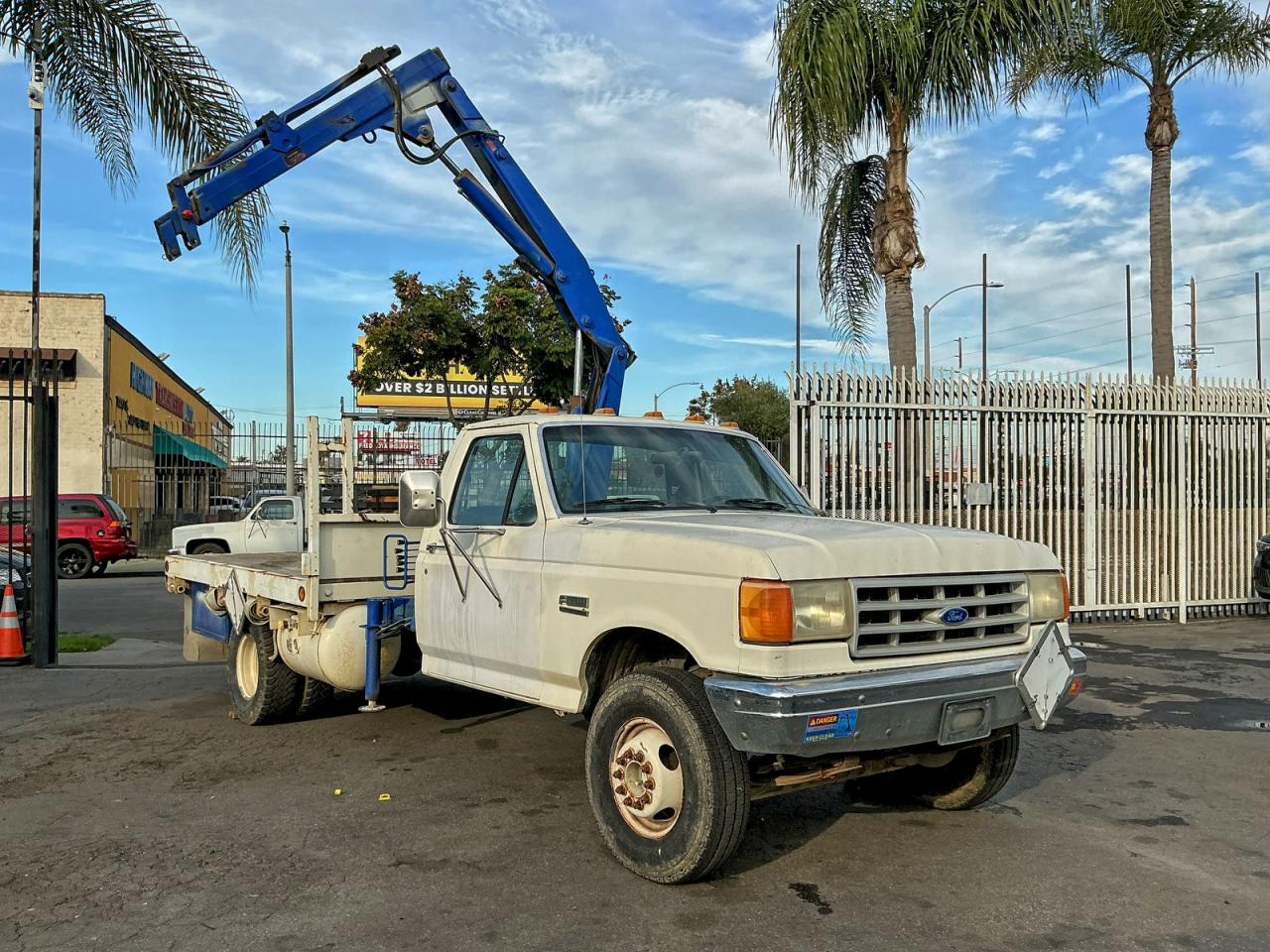 Lot #3305131018 1991 FORD F SUPER DU