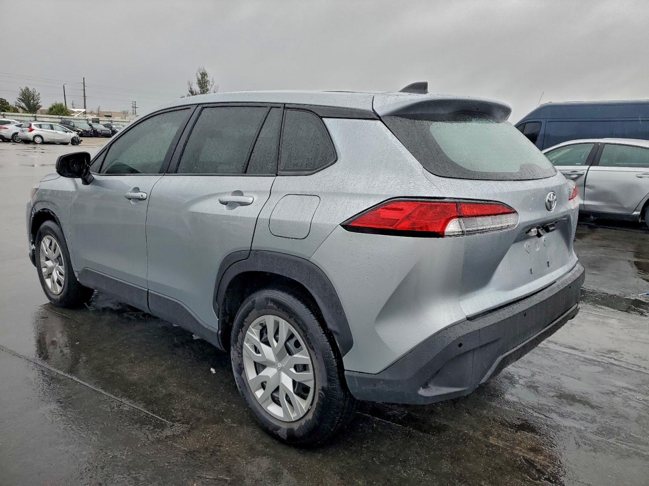 TOYOTA COROLLA CROSS L