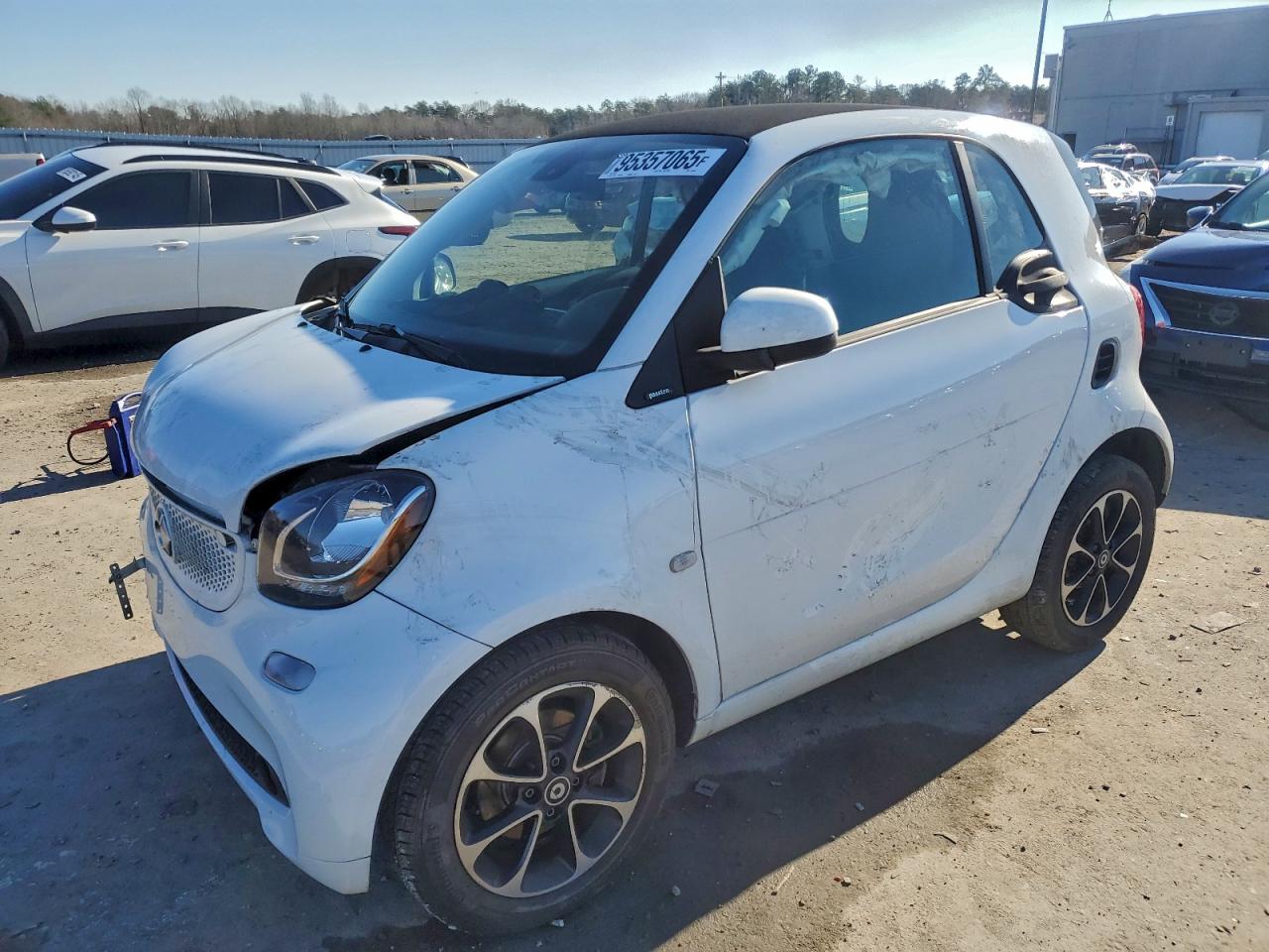 Lot #3315999086 2017 SMART FORTWO