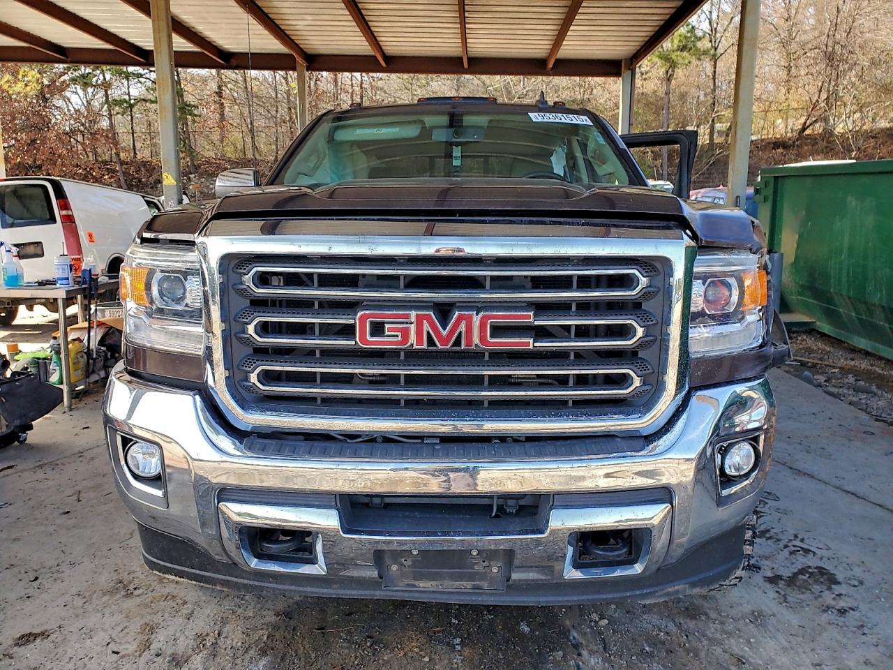 GMC SIERRA K2500 SLT