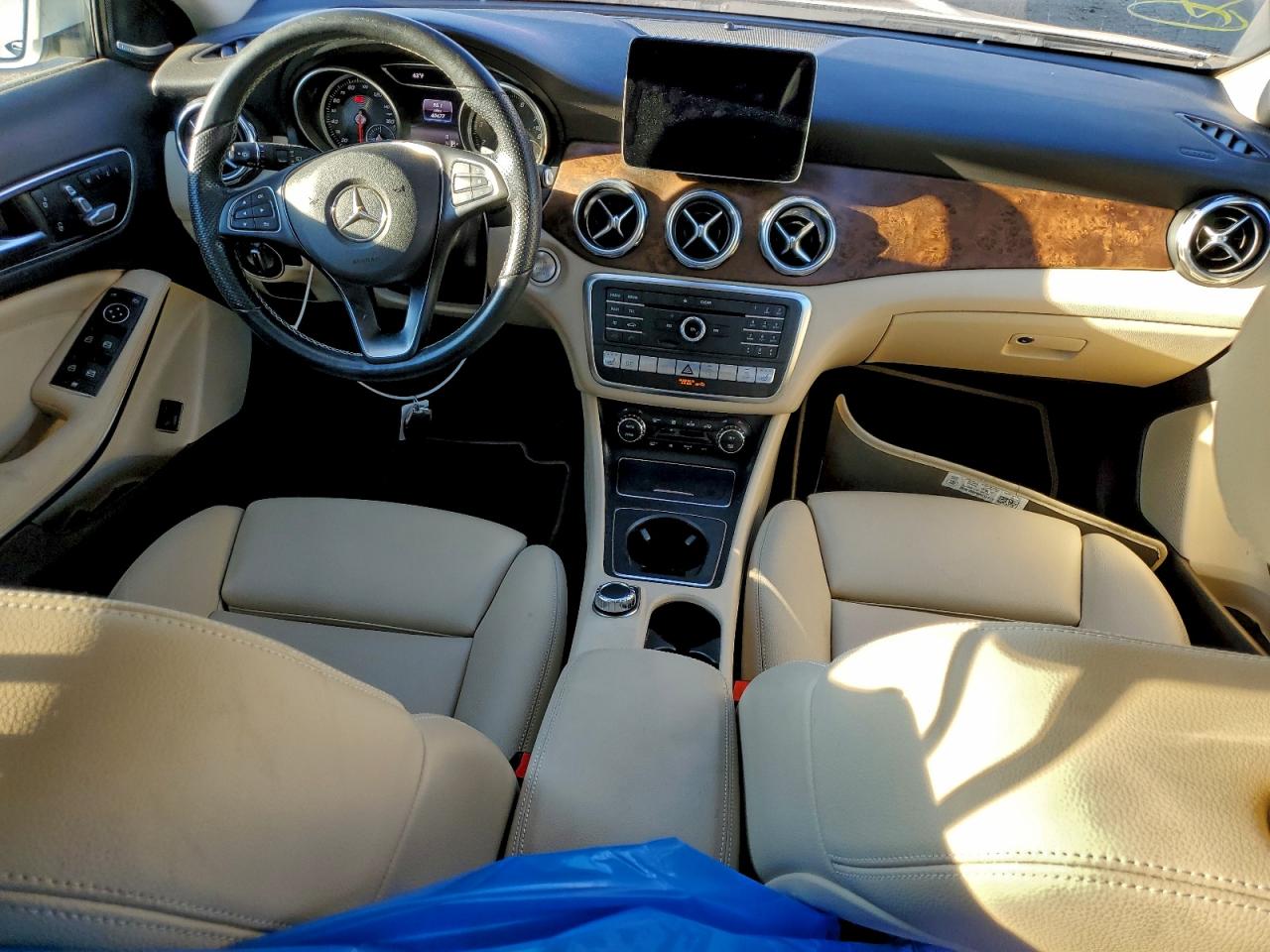 Lot #3316028317 2019 MERCEDES-BENZ GLA 250 4M