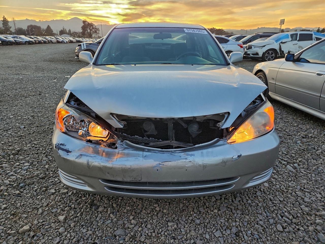 Lot #3318017487 2004 TOYOTA CAMRY LE