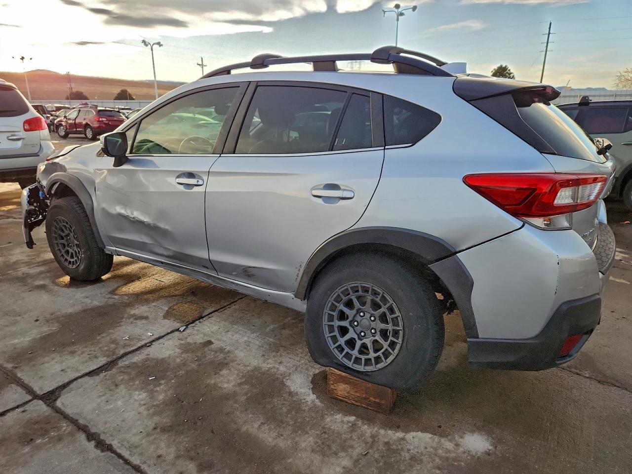 SUBARU CROSSTREK LIMITED