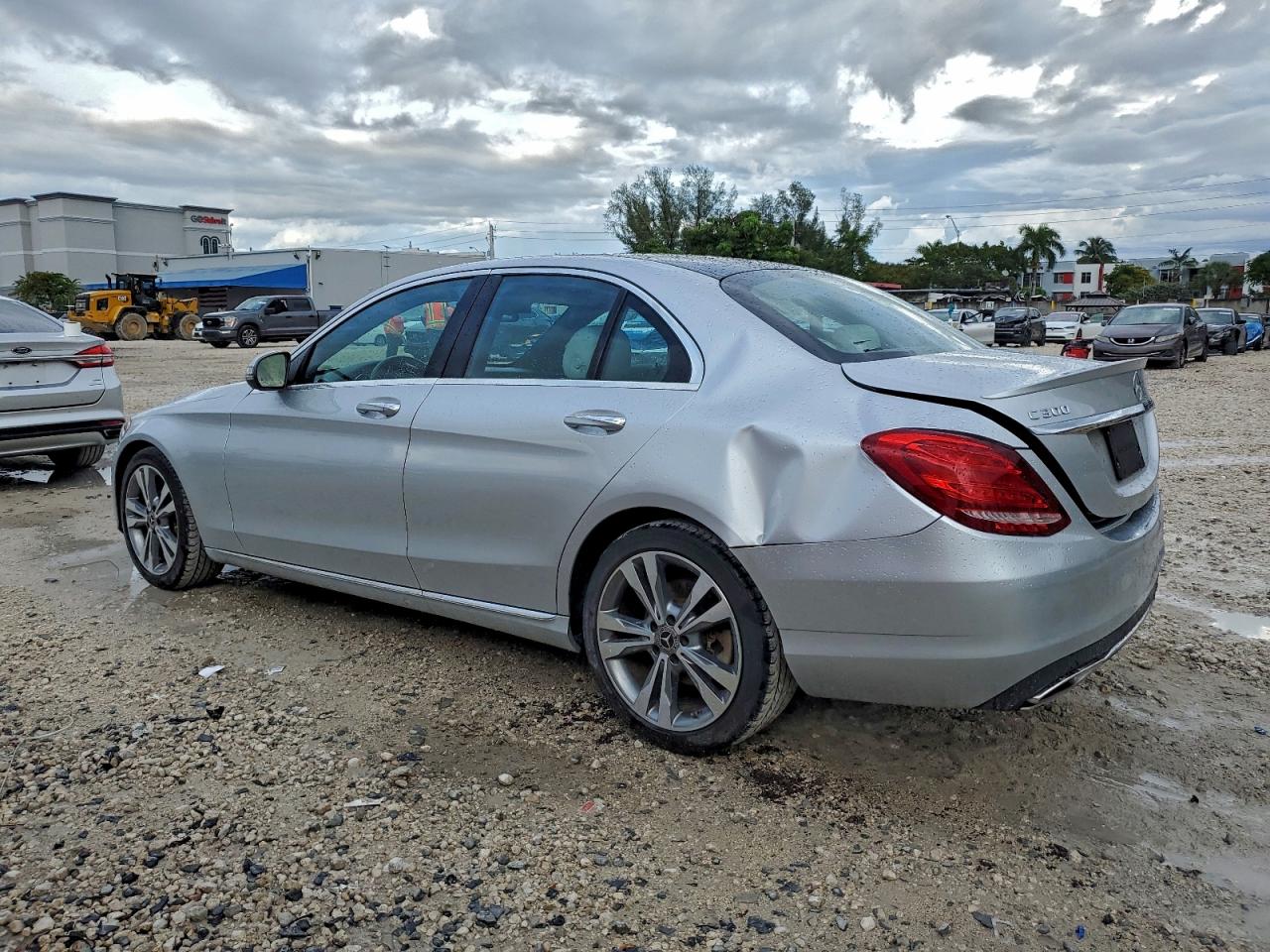 Lot #3309352993 2018 MERCEDES-BENZ C 300