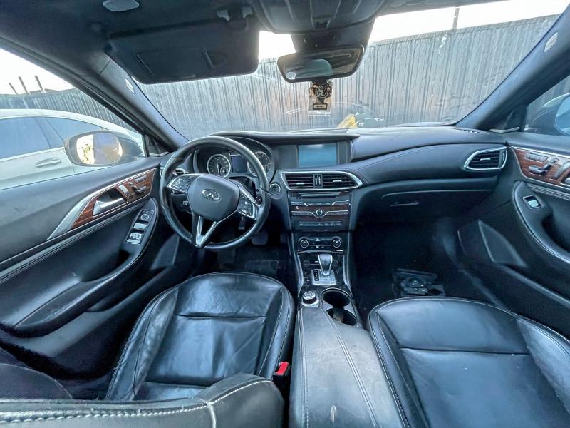 2017 INFINITI QX30 BASE #3312628184