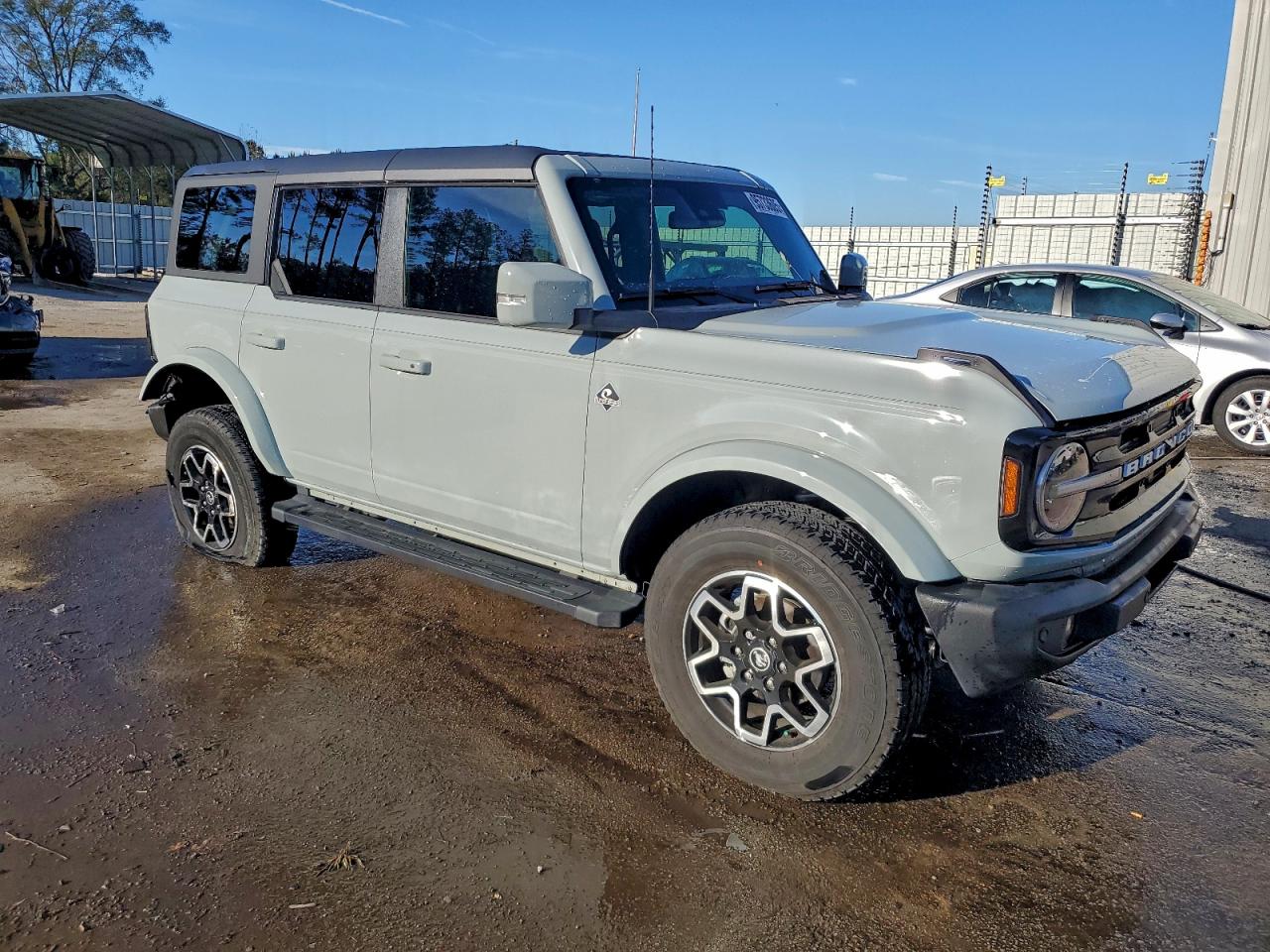 FORD BRONCO OUTER BANKS