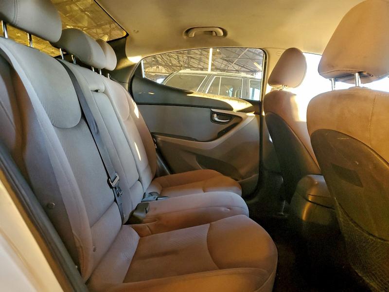 2015 HYUNDAI ELANTRA SE #3315743354