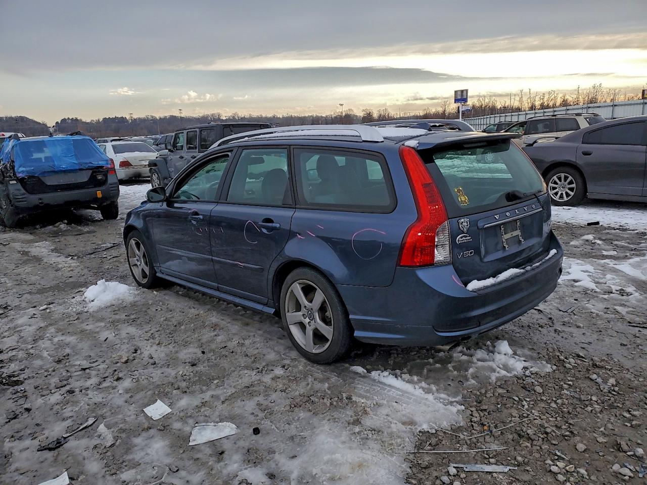 VOLVO V50 T5