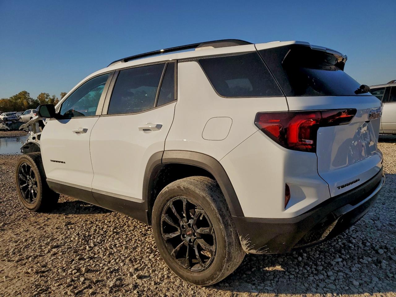 GMC TERRAIN ELEVATION