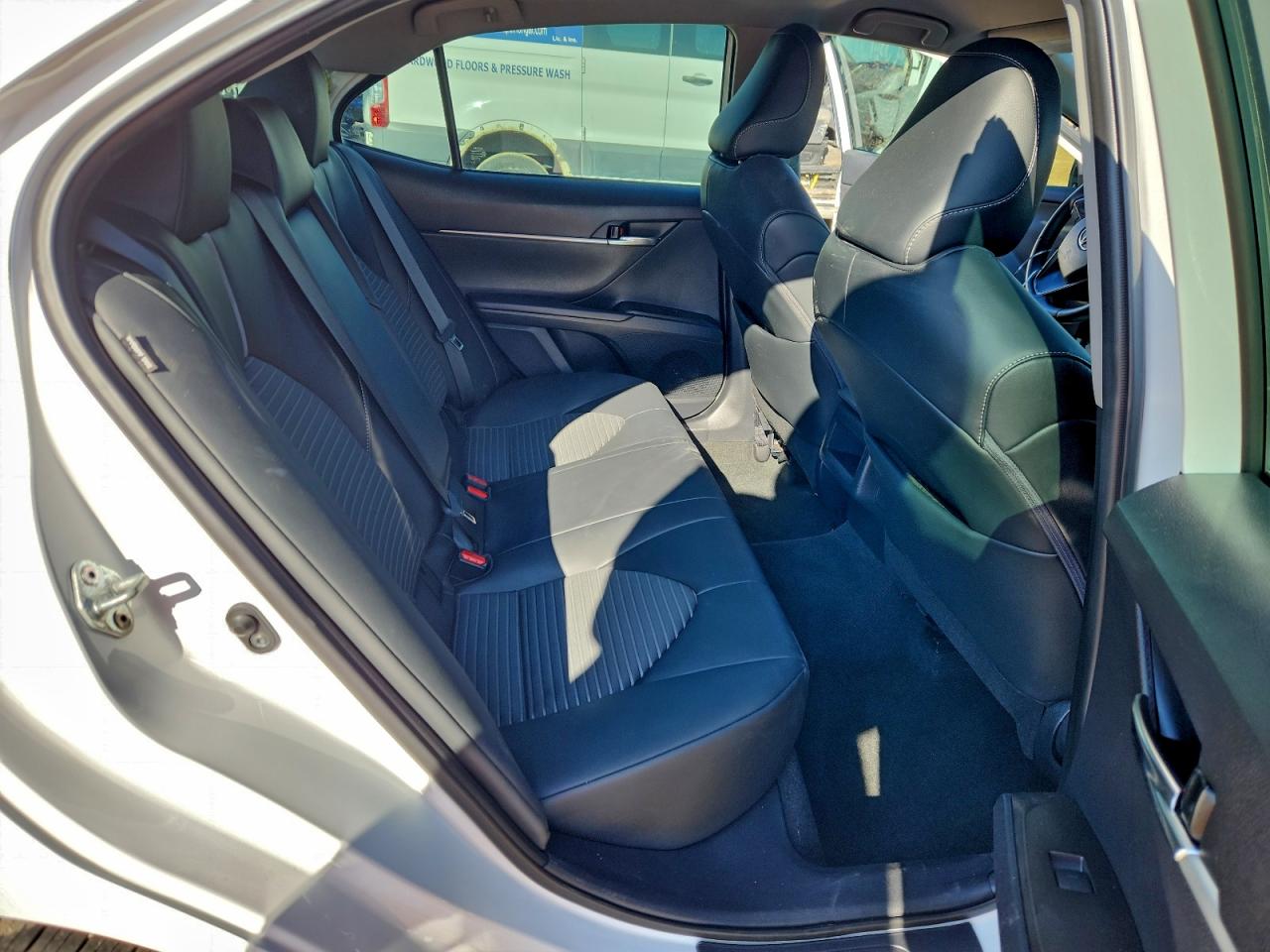 TOYOTA CAMRY SE NIGHT SHADE