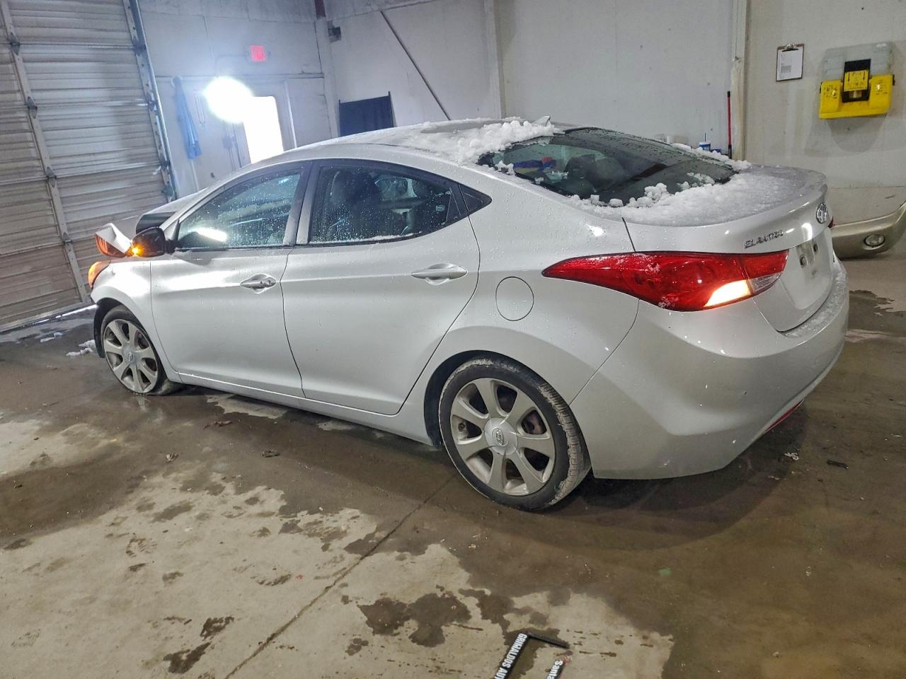 HYUNDAI ELANTRA GLS