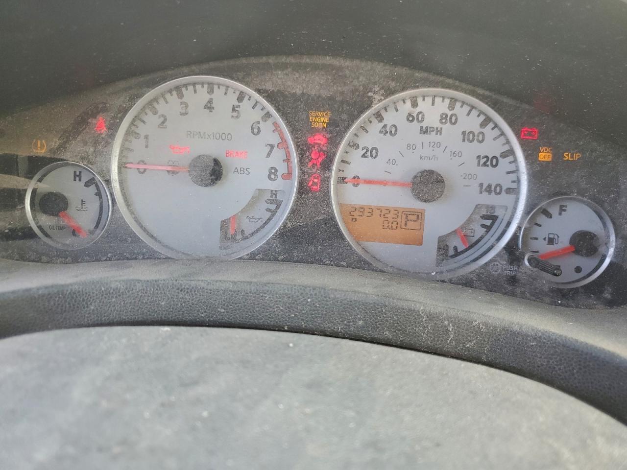 NISSAN FRONTIER CREW CAB SE