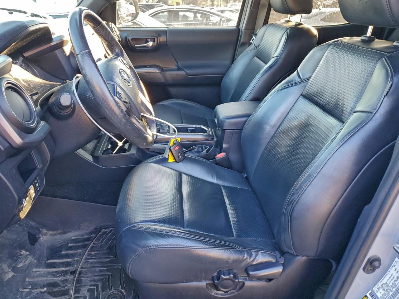 TOYOTA TACOMA DOUBLE CAB