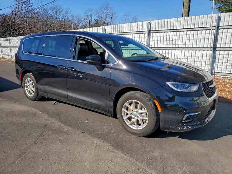 2024 CHRYSLER PACIFICA T #3305499068