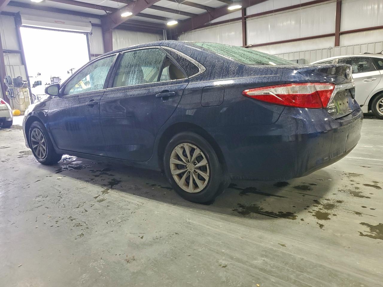 Lot #3302726018 2015 TOYOTA CAMRY LE