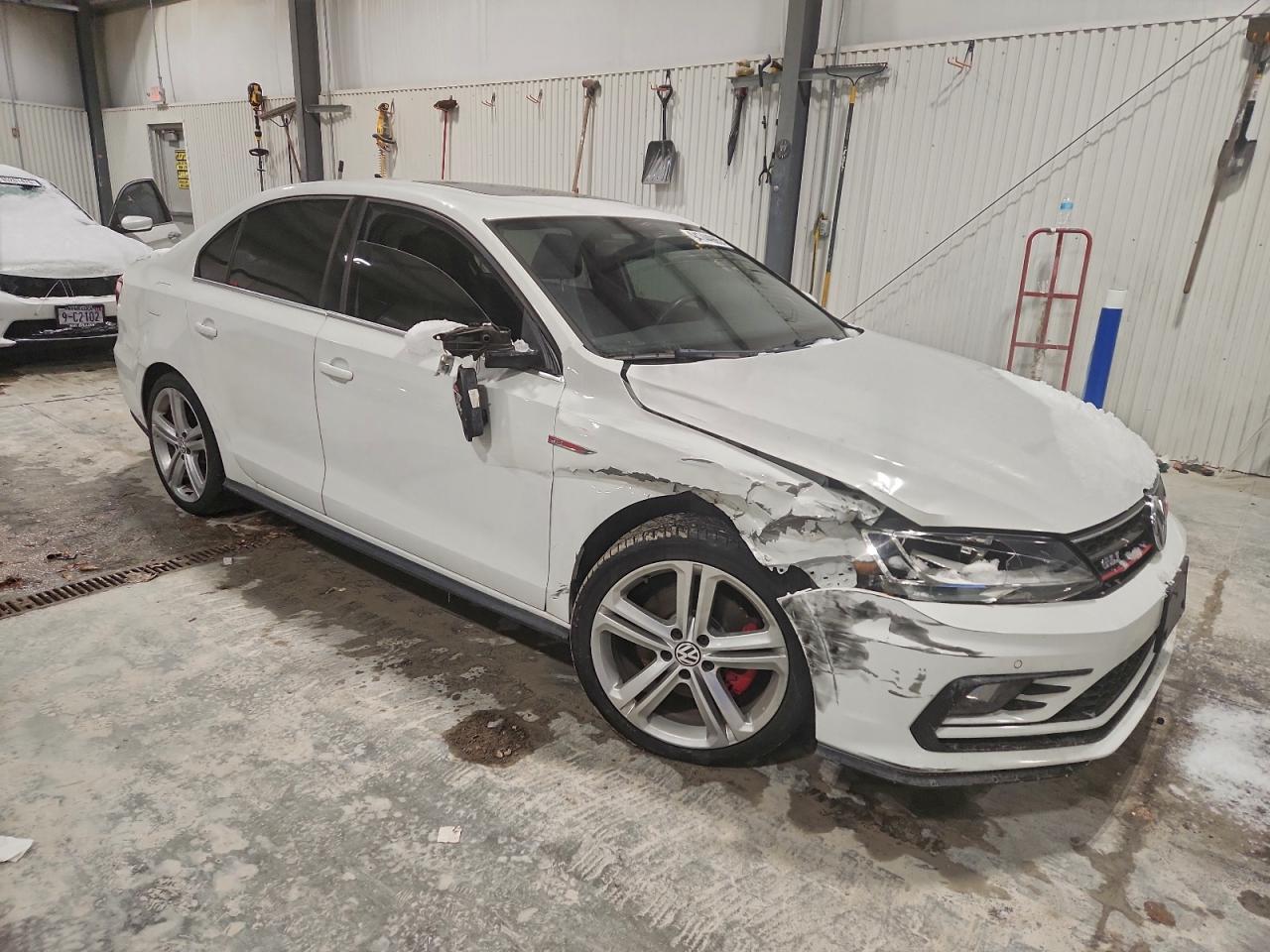 VOLKSWAGEN JETTA GLI