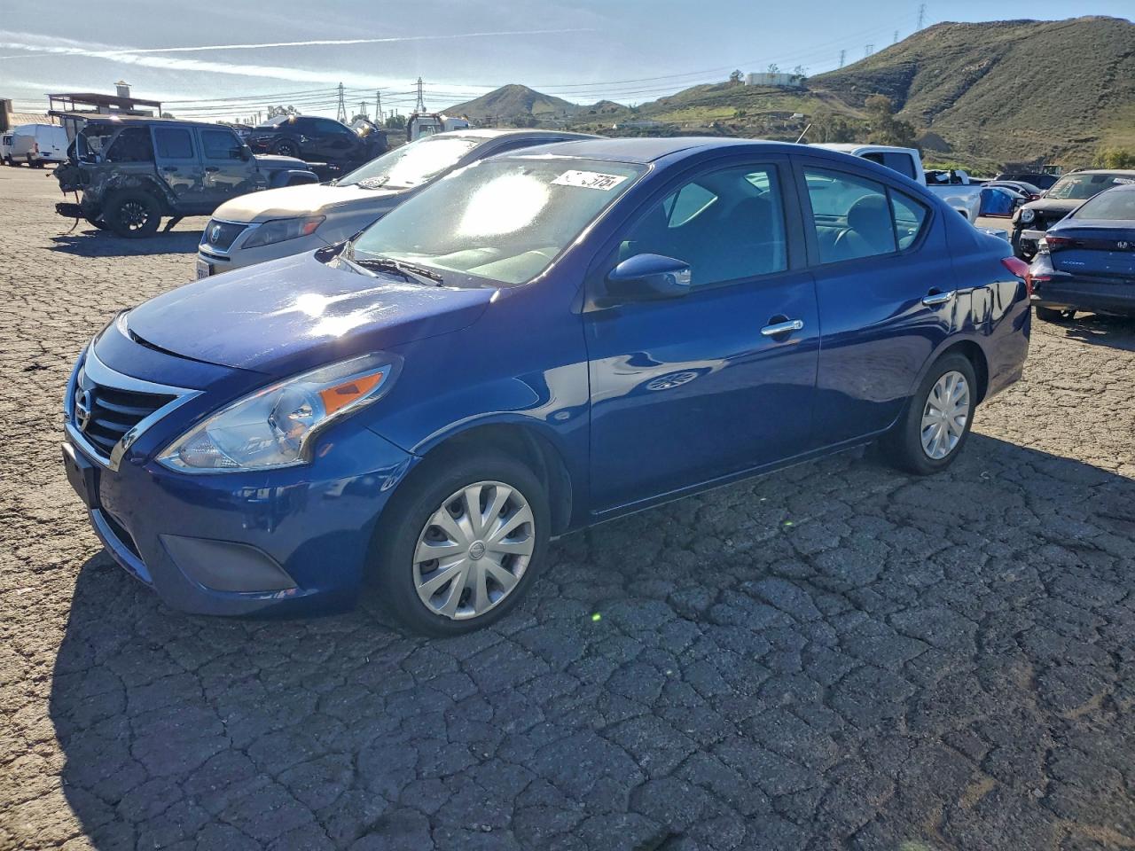 NISSAN VERSA S
