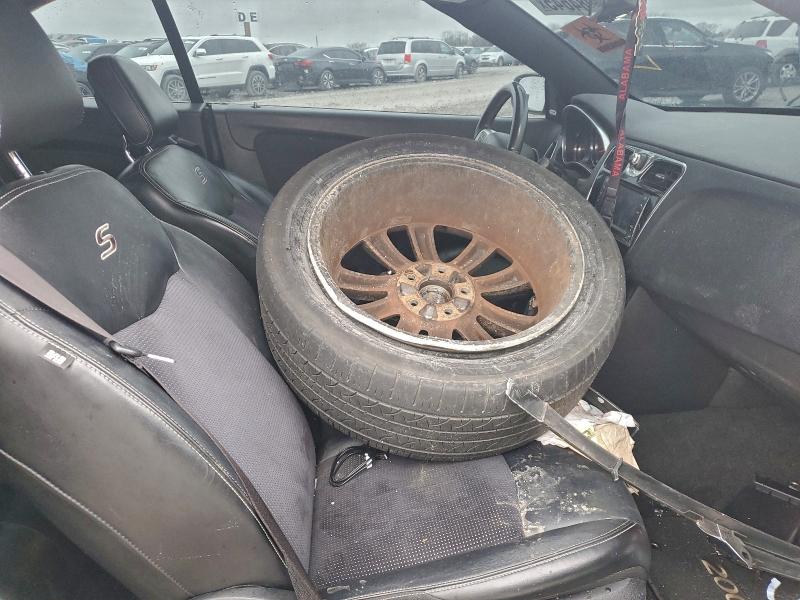 2012 CHRYSLER 200 S #3304738956