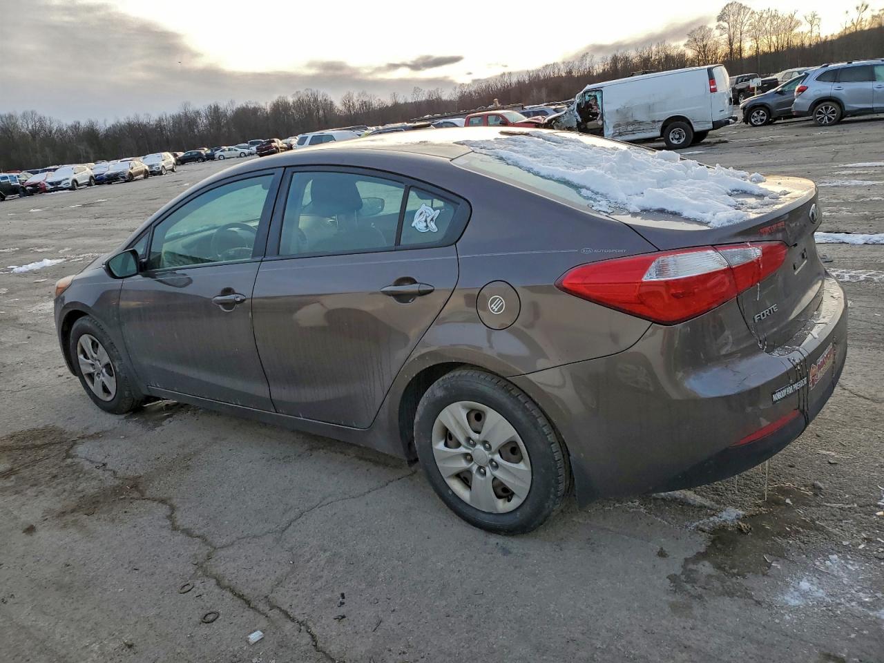 Lot #3309192615 2015 KIA FORTE LX
