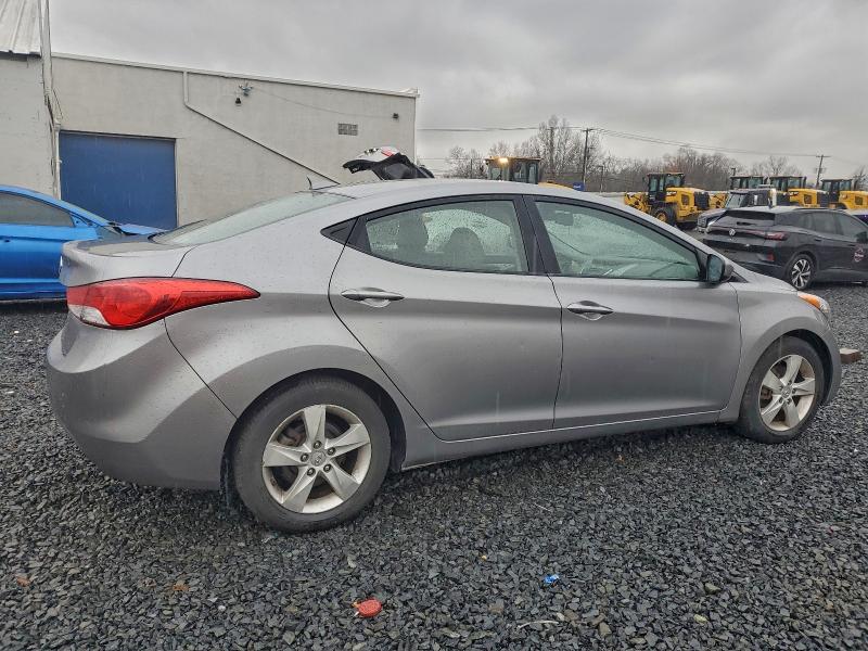 2012 HYUNDAI ELANTRA GL #3308269196