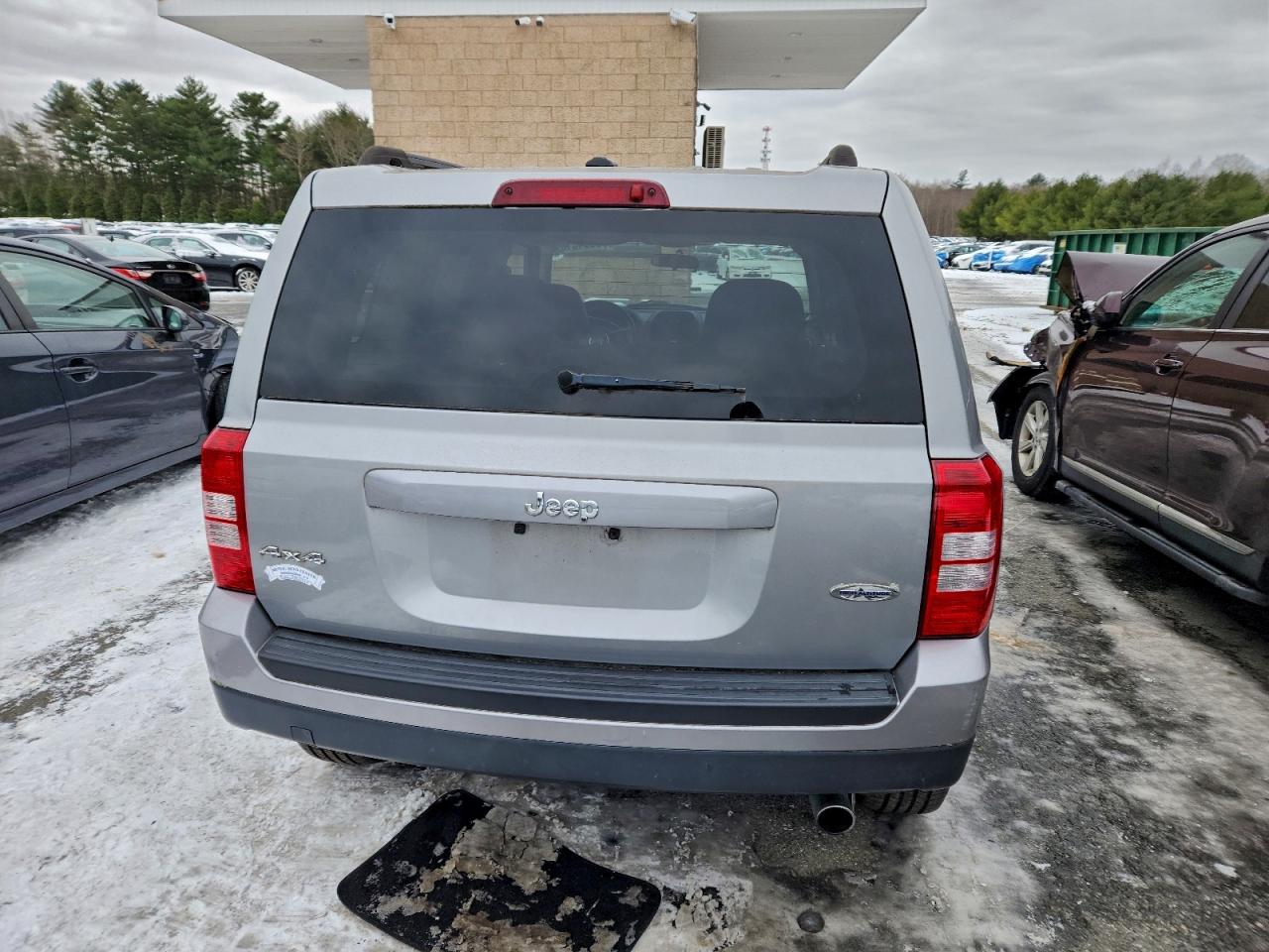 Lot #3318985929 2015 JEEP PATRIOT LA