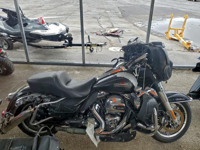 2014 HD FLHTCU ULT #3301796371