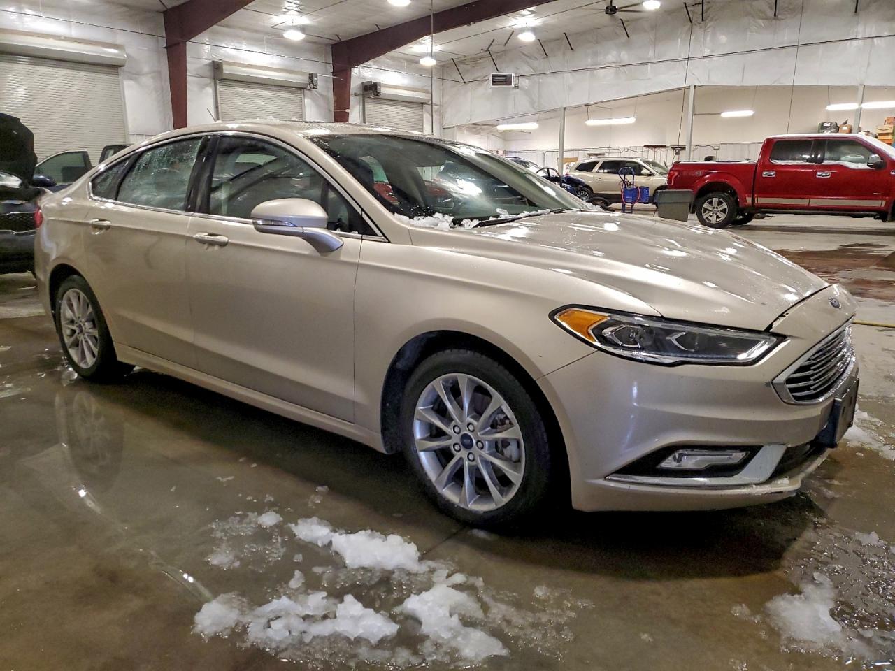 FORD FUSION SE