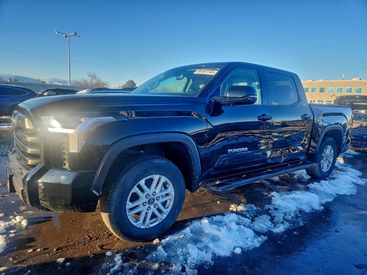 TOYOTA TUNDRA CREWMAX SR