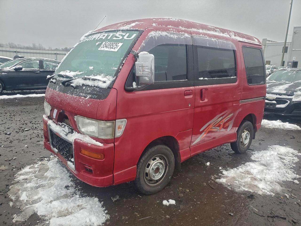 Lot #3308324266 1997 DAIHATSU ATRAI VAN