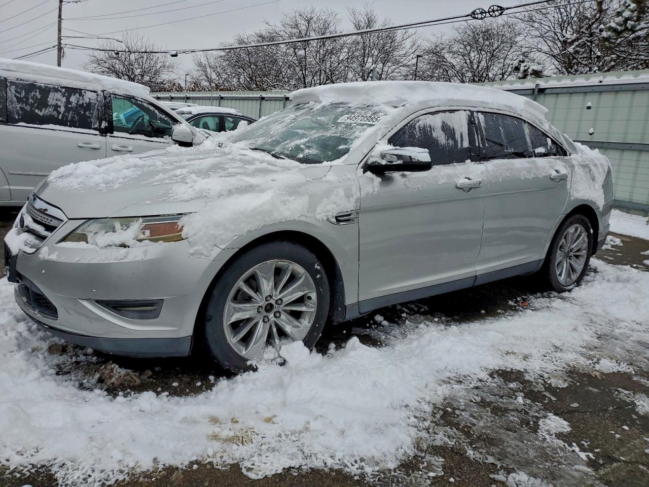 Lot #3303665947 2010 FORD TAURUS LIM
