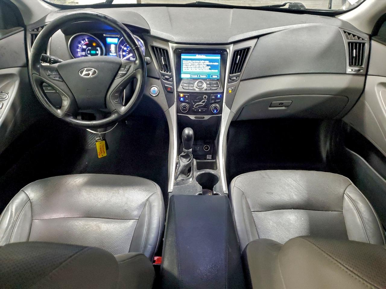 HYUNDAI SONATA HYBRID