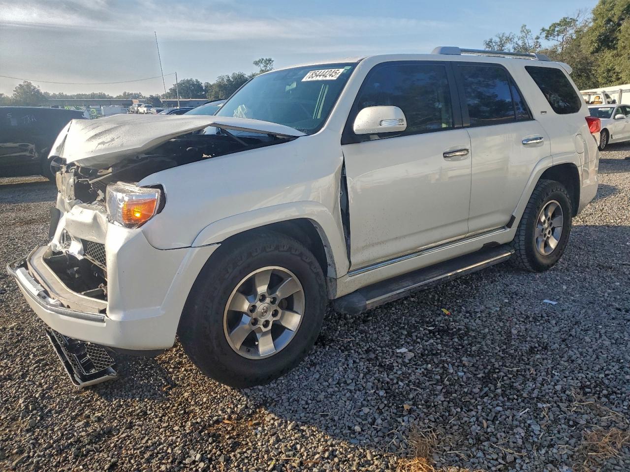 TOYOTA 4RUNNER SR5