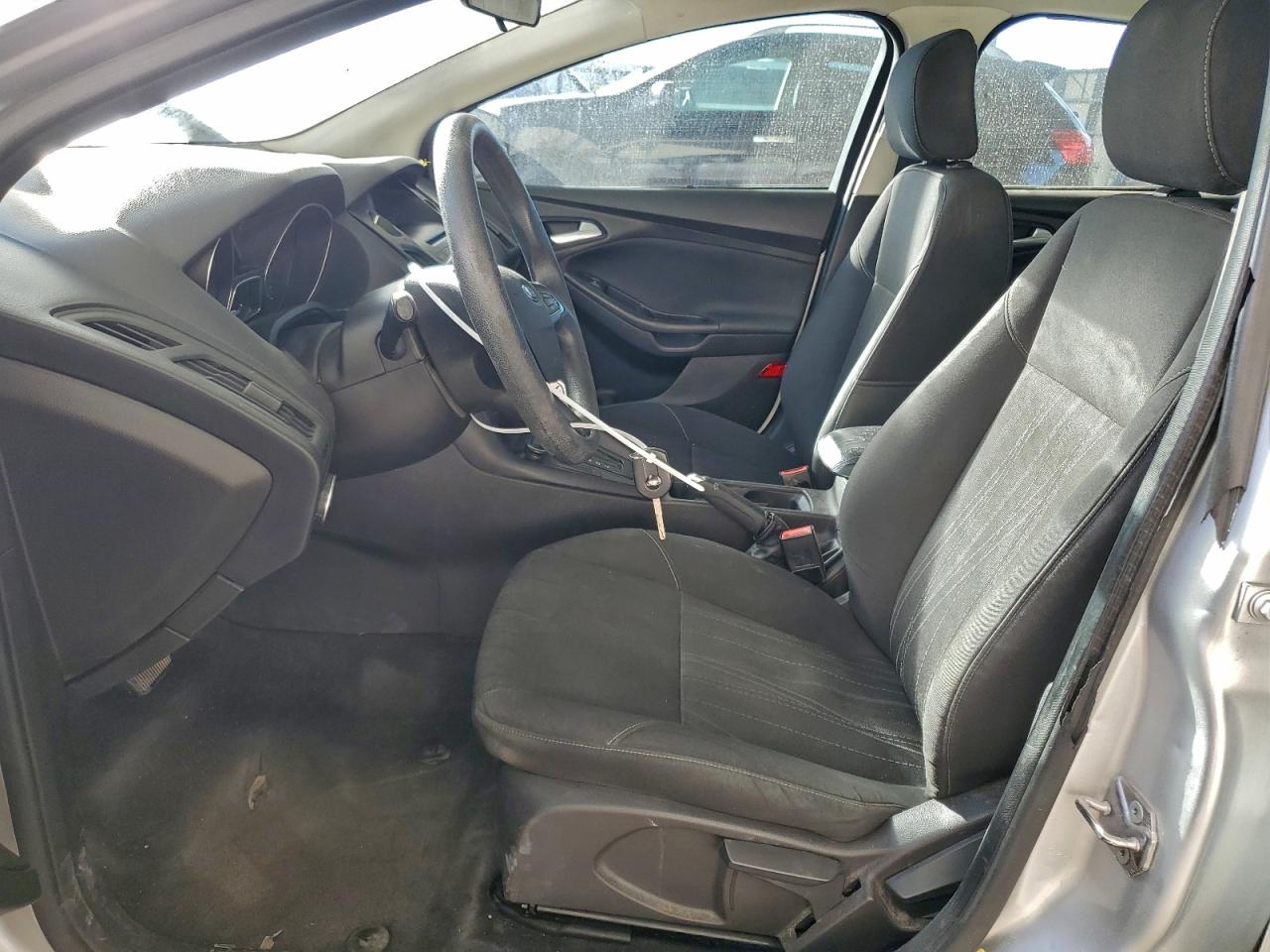 Lot #3310663731 2015 FORD FOCUS SE