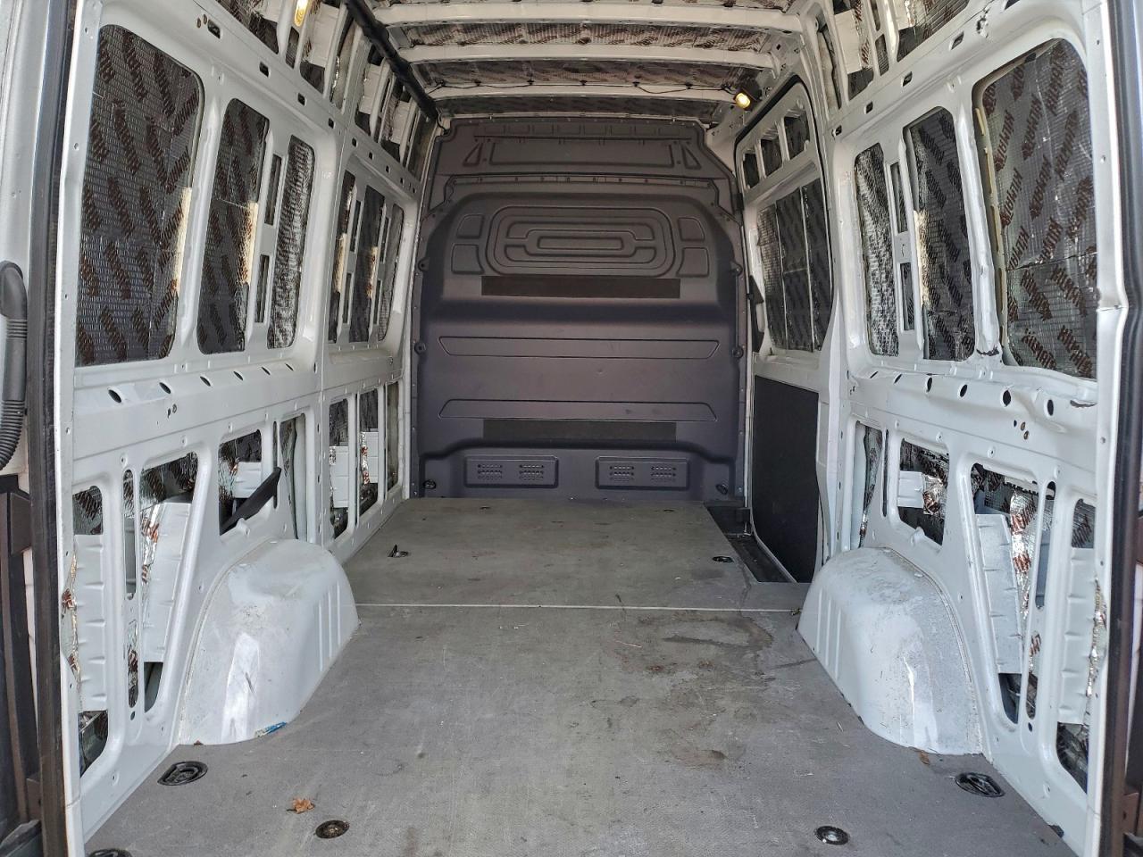 MERCEDES-BENZ SPRINTER 2500