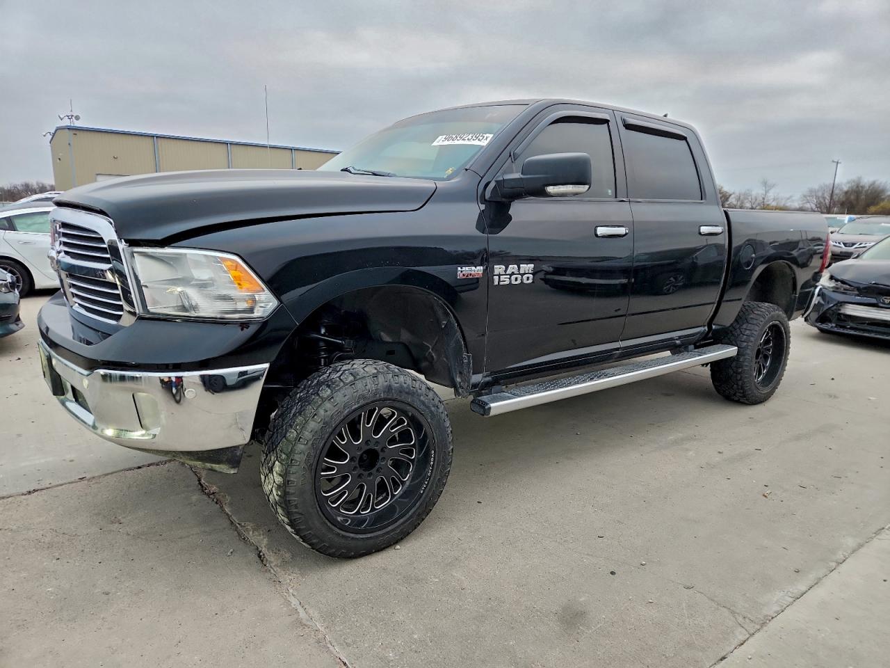 RAM 1500 SLT