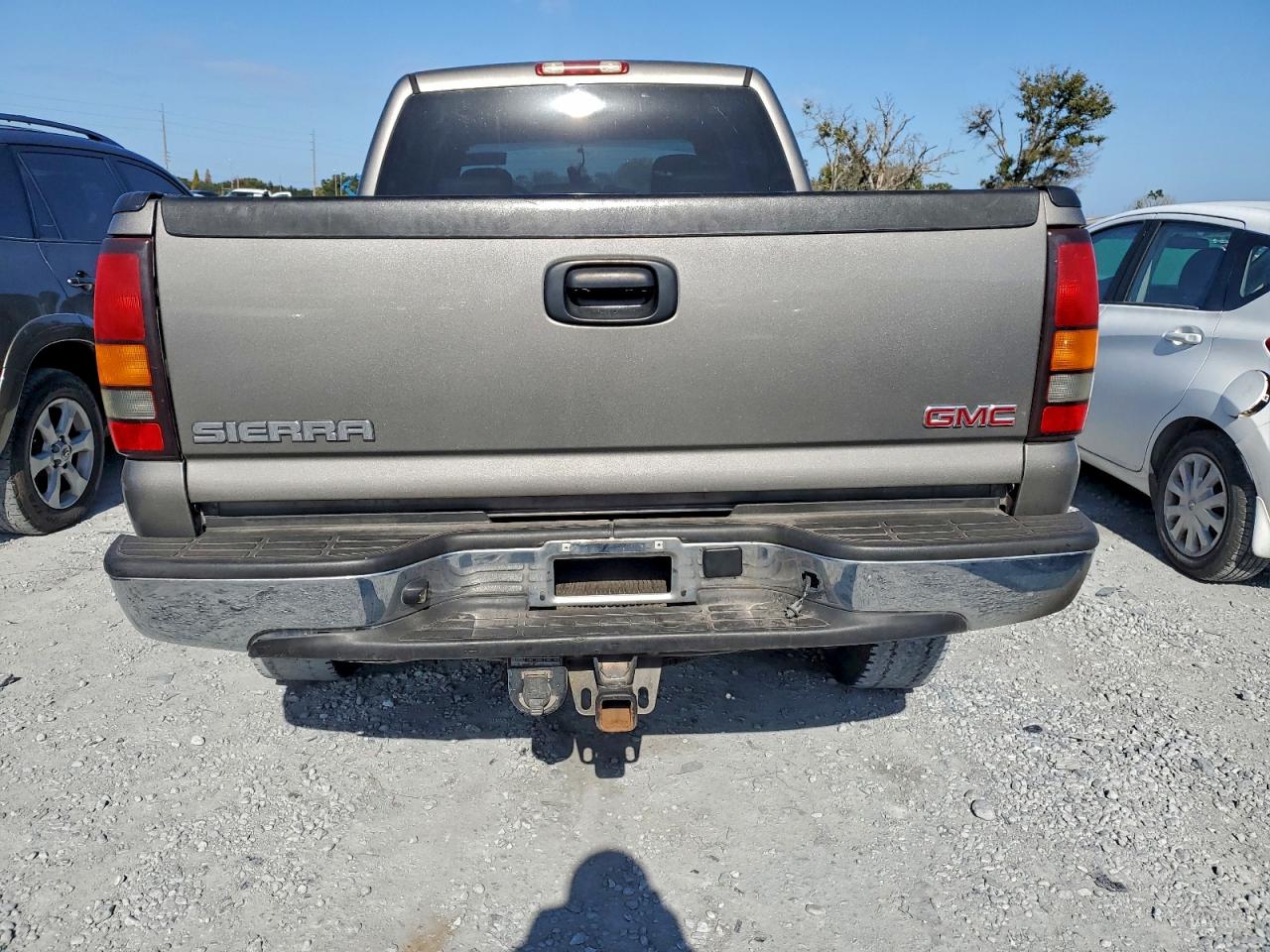 Lot #3315892124 2006 GMC SIERRA K25