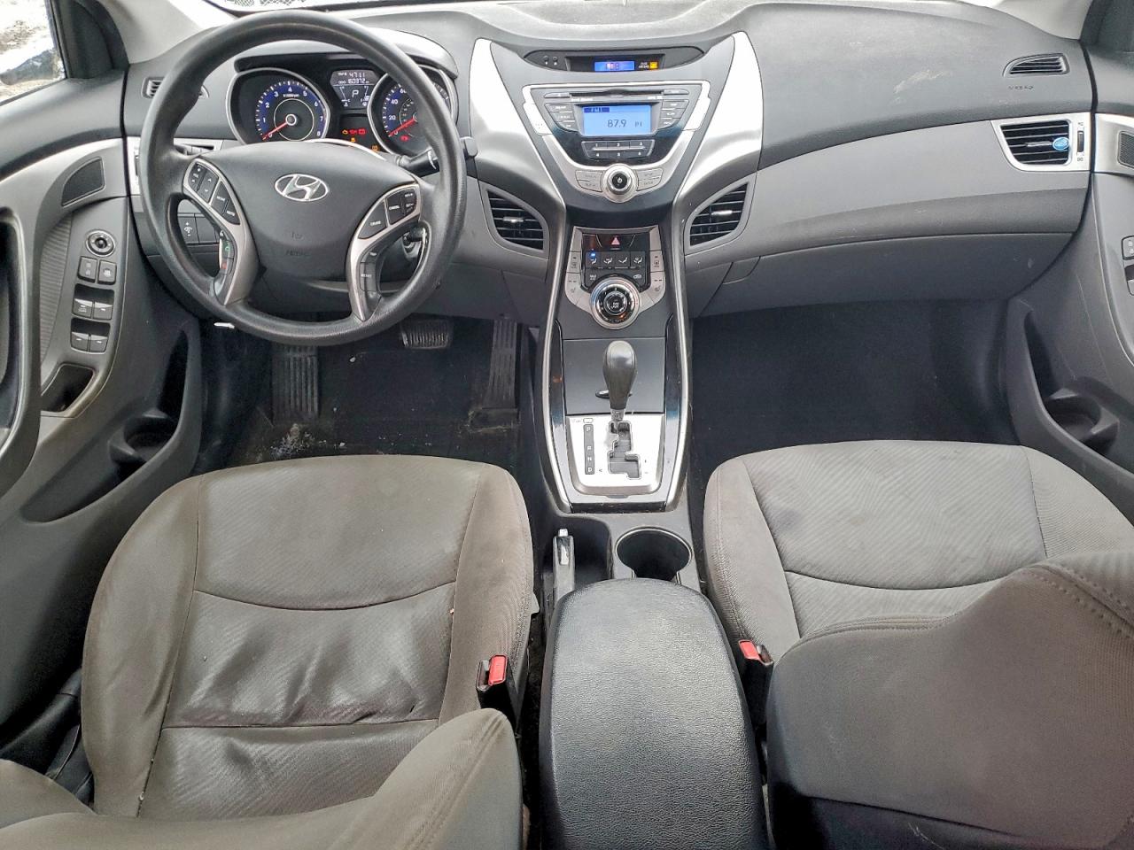 HYUNDAI ELANTRA GLS