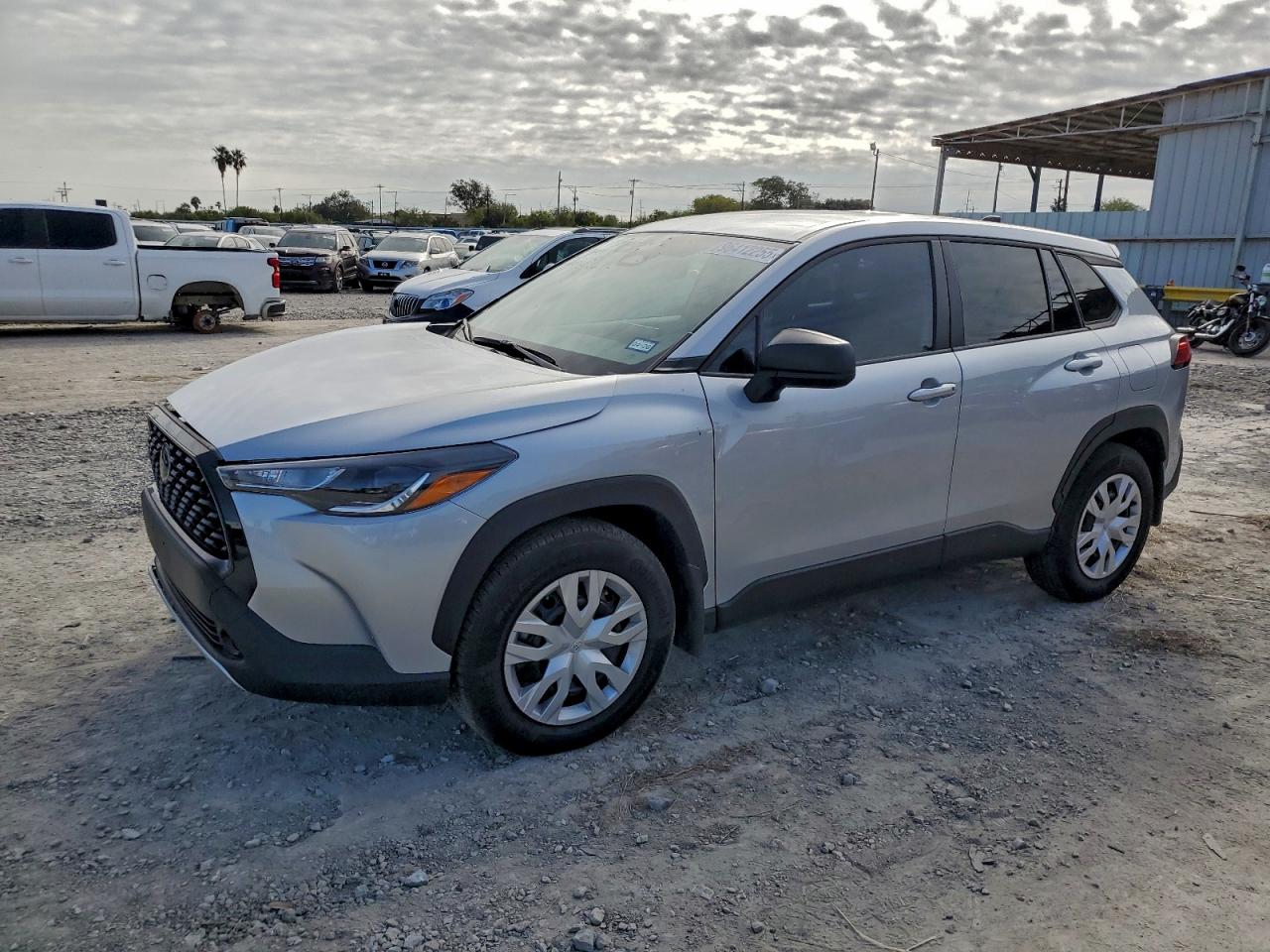 TOYOTA COROLLA CROSS L