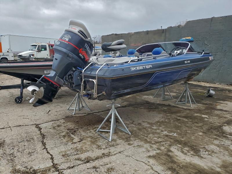 2014 SKEETER BOAT #3310397956