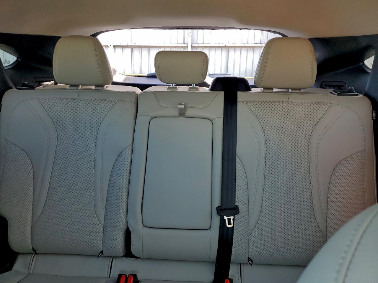 FORD MUSTANG PREMIUM