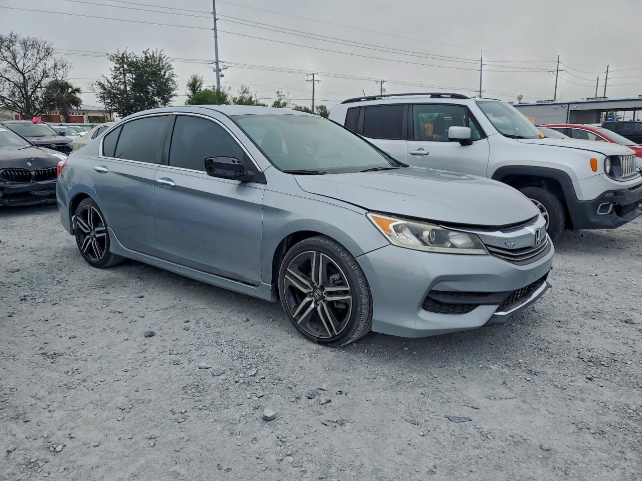 Lot #3312273790 2017 HONDA ACCORD SPO