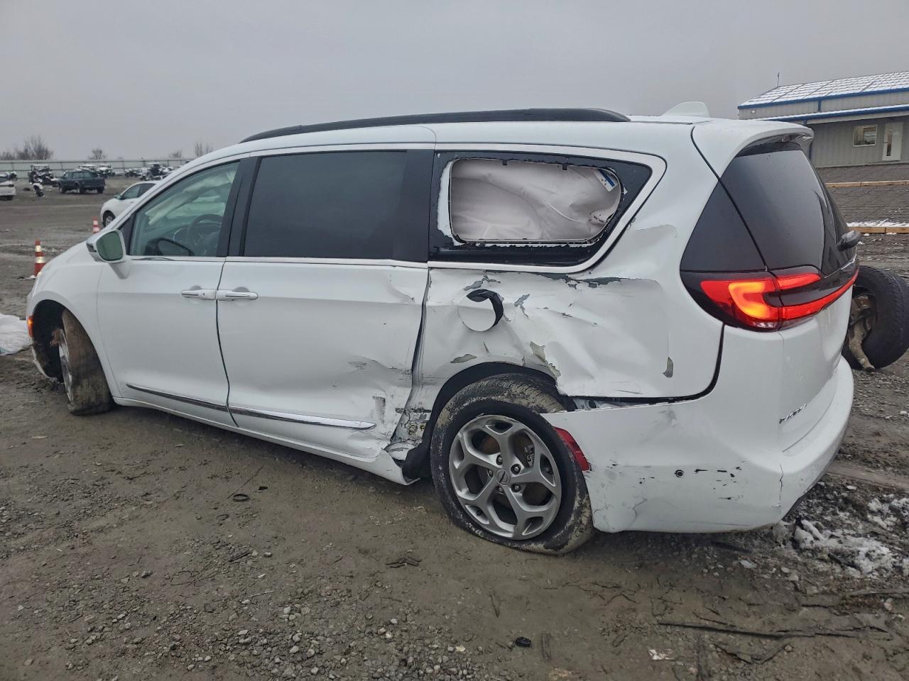 CHRYSLER PACIFICA LIMITED