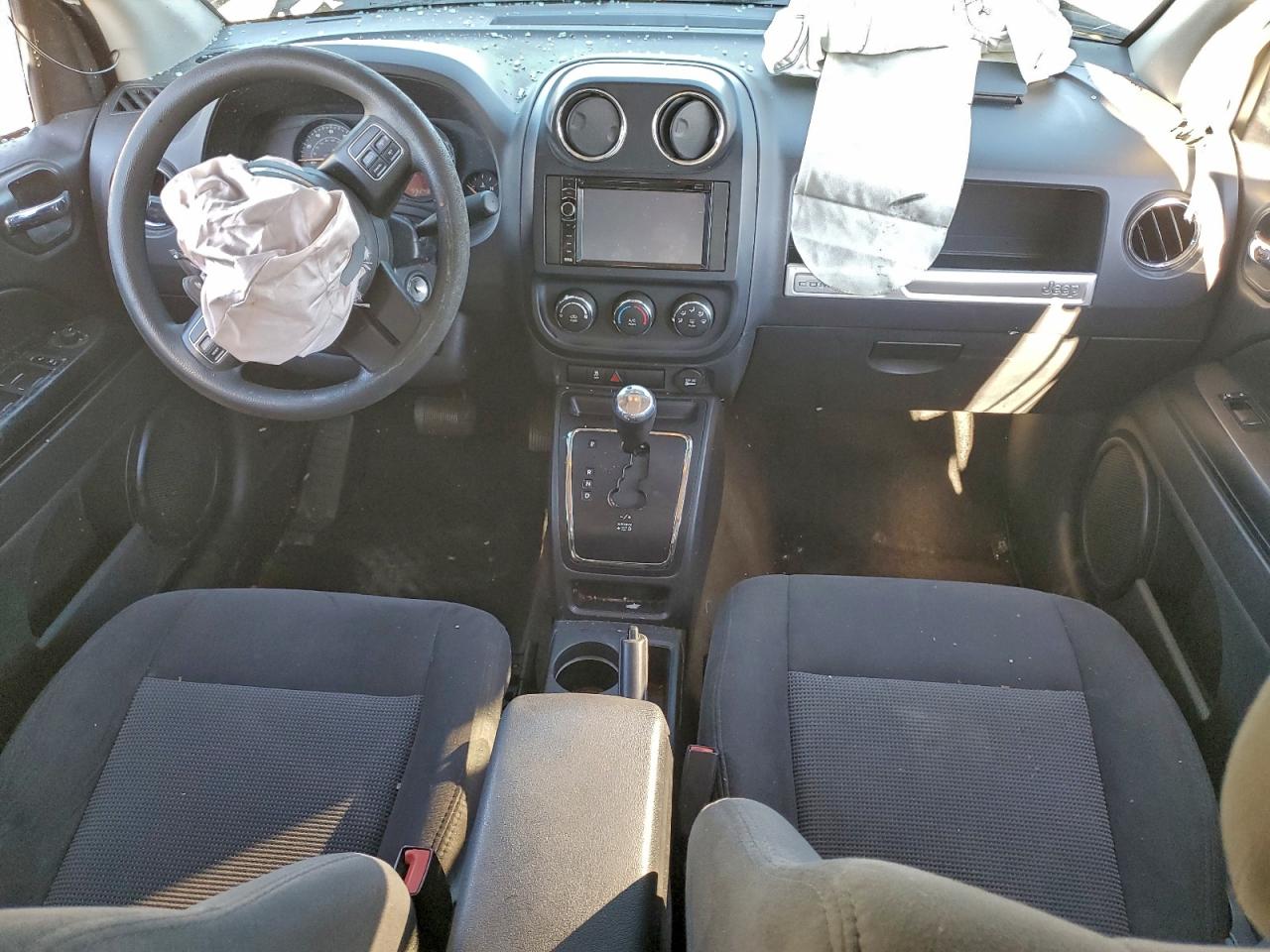 Lot #3317102995 2016 JEEP COMPASS SP