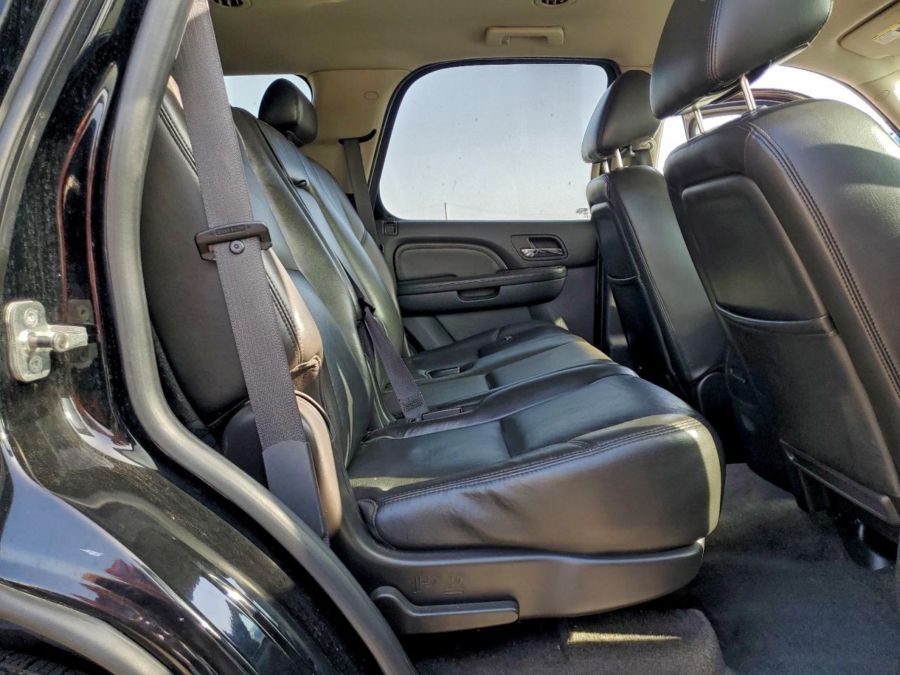 Lot #3316818437 2010 GMC YUKON DENA